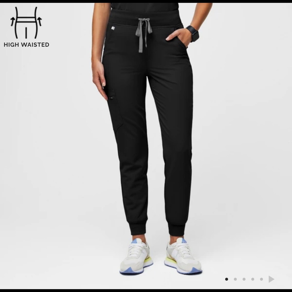 Figs scrubs- high waisted Zamora jogger pants